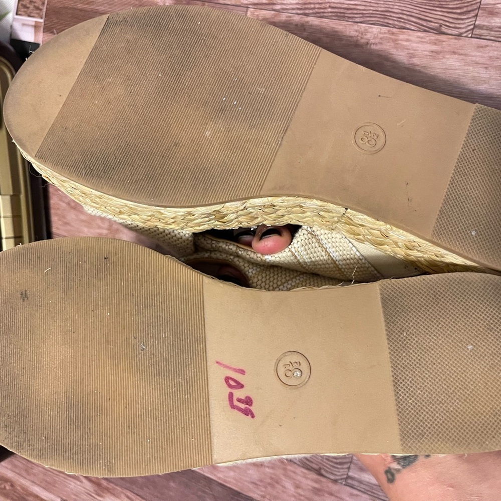 Universal Thread Tan Espadrille Platform Sandals - image 6